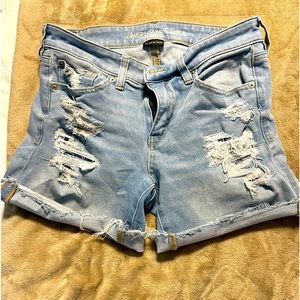Size 8 American eagle shorts